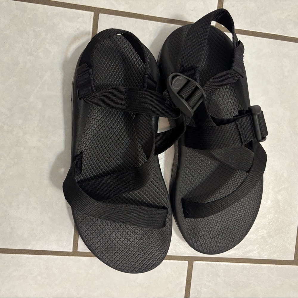 Chaco Black Classic Hiking Outdoor Sandals Shoes Men’s Size 9